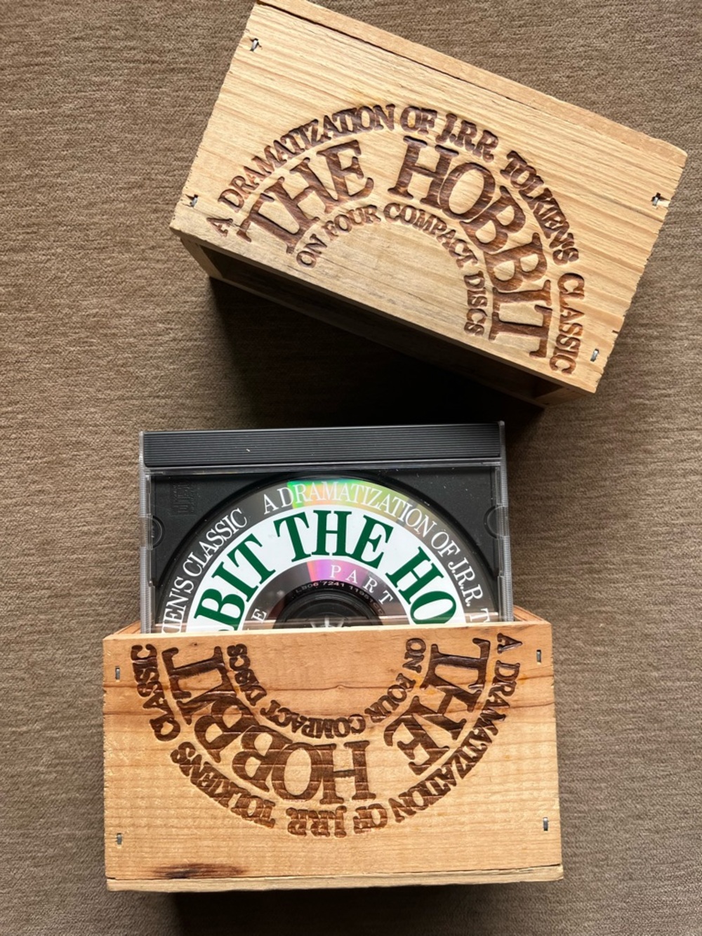 1979/1994 Dramatization of JRR Tolkien’s “The Hobbit” discs Wooden Box Set